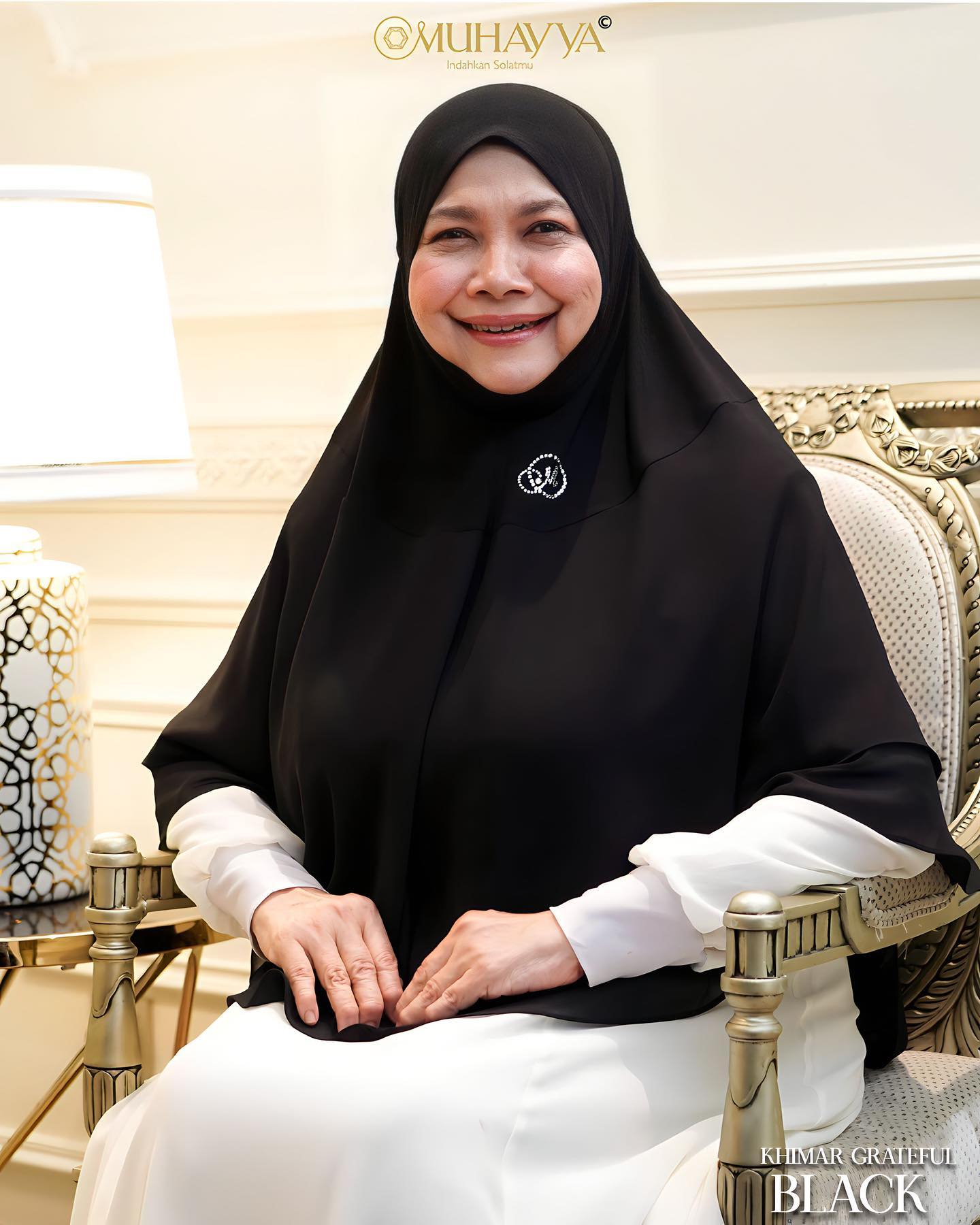 Raya Cantik dan Sopan.
Insyaallah dipuji tanpa henti dengan vibes khimar Bonda warna Black.
Dapatkan Khimar Grateful di website dan tiktok kami, Muhayya Magical. Nikmati Free Gift eksklusif daripada kami!
#indahkansolatmu #butikmuhayyamagical #telekung #tudung #khimar #blouse #skirt #muhayya #profmuhaya #telekungmini #travel #mini #khimar #khimarsyari #khimarmurah #khimarviral #raya2023 #ramadhan