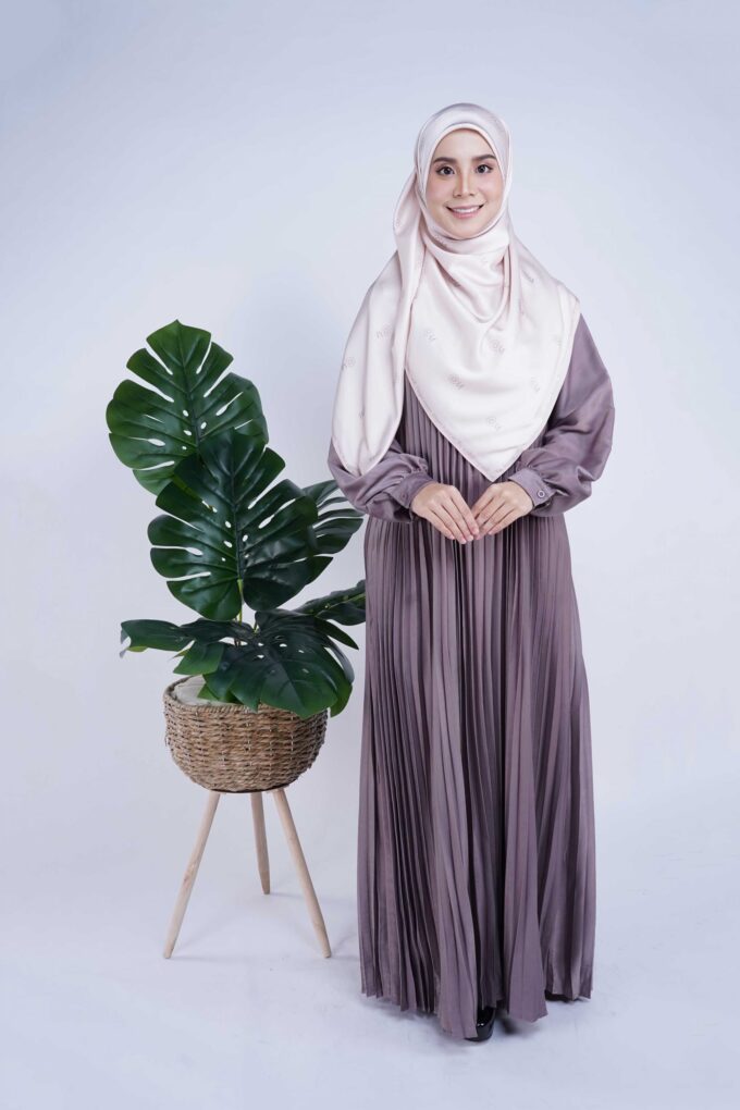 Dress Pleated - Image 2