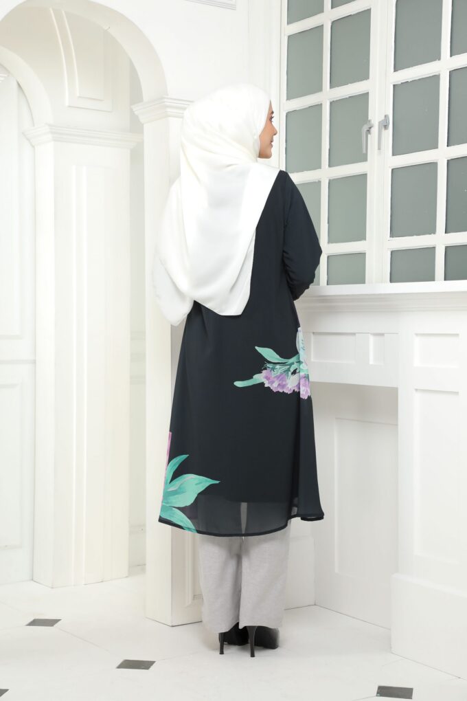 Blouse Discipline - Image 3